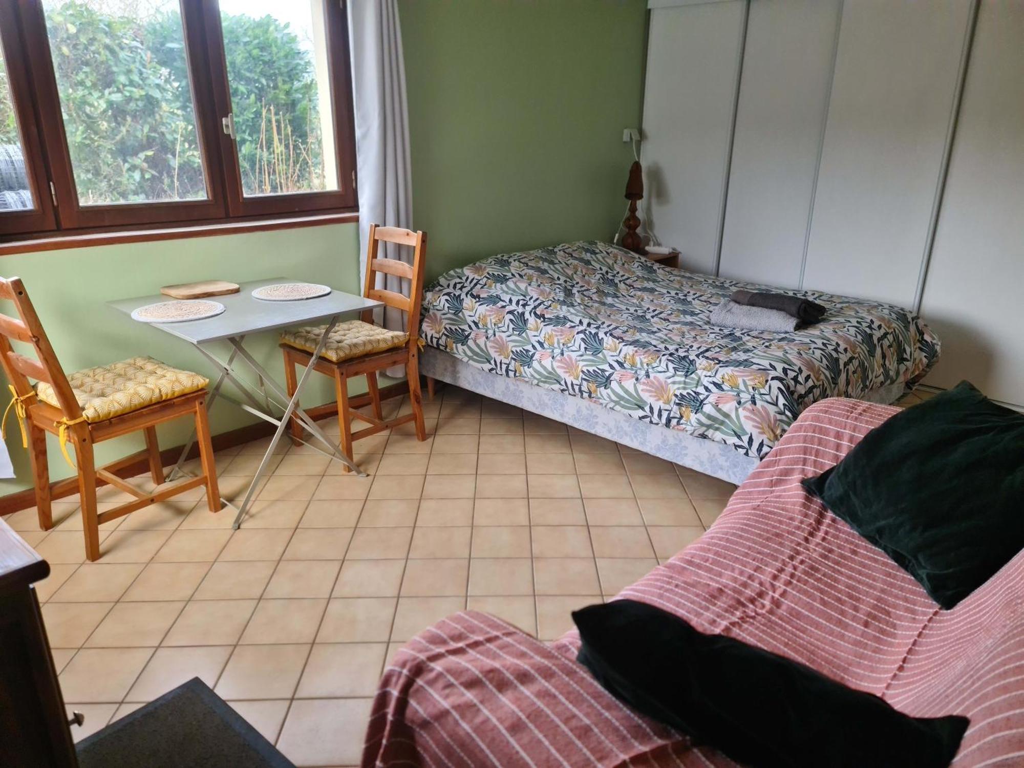 Chambre A La Ferme, Les Vergers Du Muscardin Breel Luaran gambar