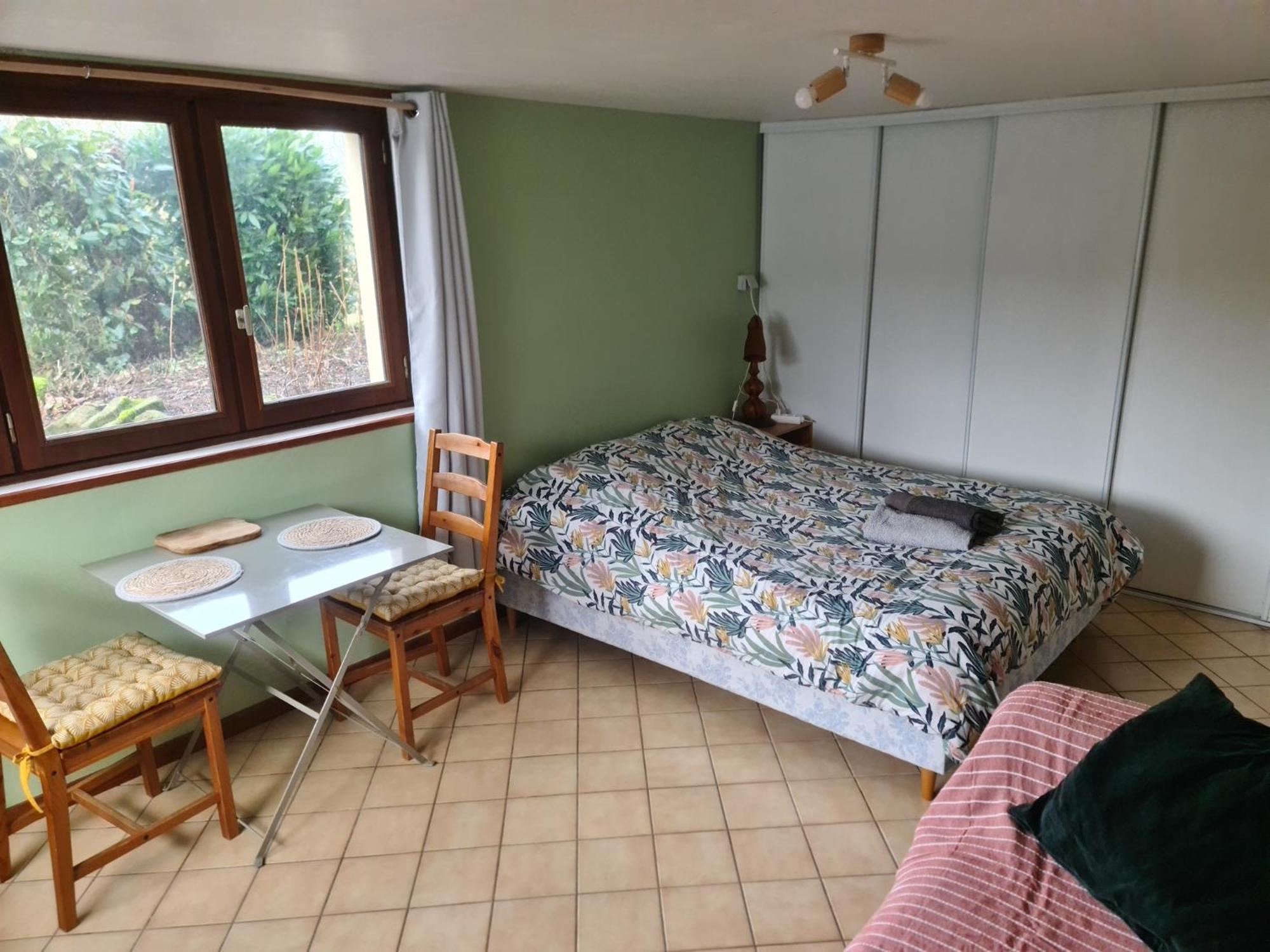 Chambre A La Ferme, Les Vergers Du Muscardin Breel Luaran gambar